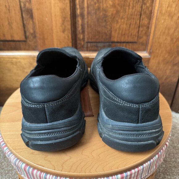 Skechers Black Nubuck Respected-Calum Slip-On w/Goodyear Rubber Soles Size 10 main image 2